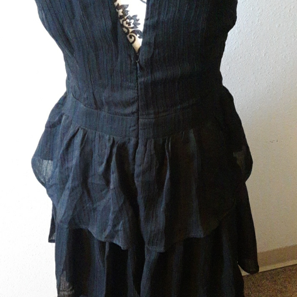 Xtaren Black Ruffled Gothic Gown - Picture 15 of 15